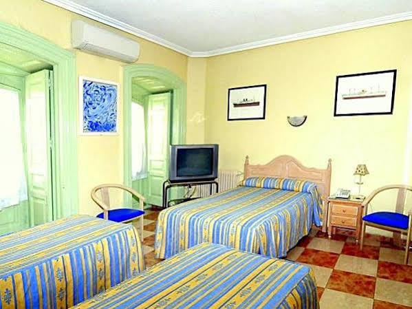 Ch Plaza D'Ort Rooms IV Madryt Zewnętrze zdjęcie