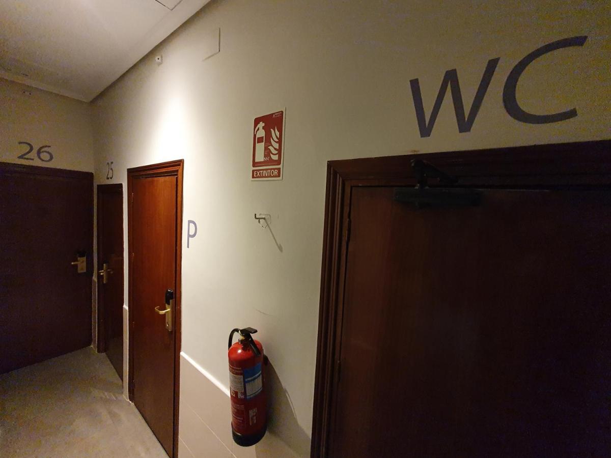 Ch Plaza D'Ort Rooms IV Madryt Zewnętrze zdjęcie