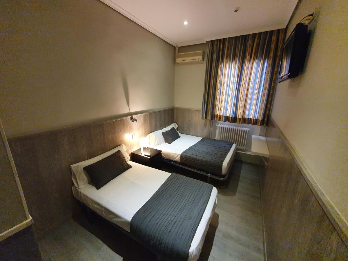 Ch Plaza D'Ort Rooms IV Madryt Zewnętrze zdjęcie