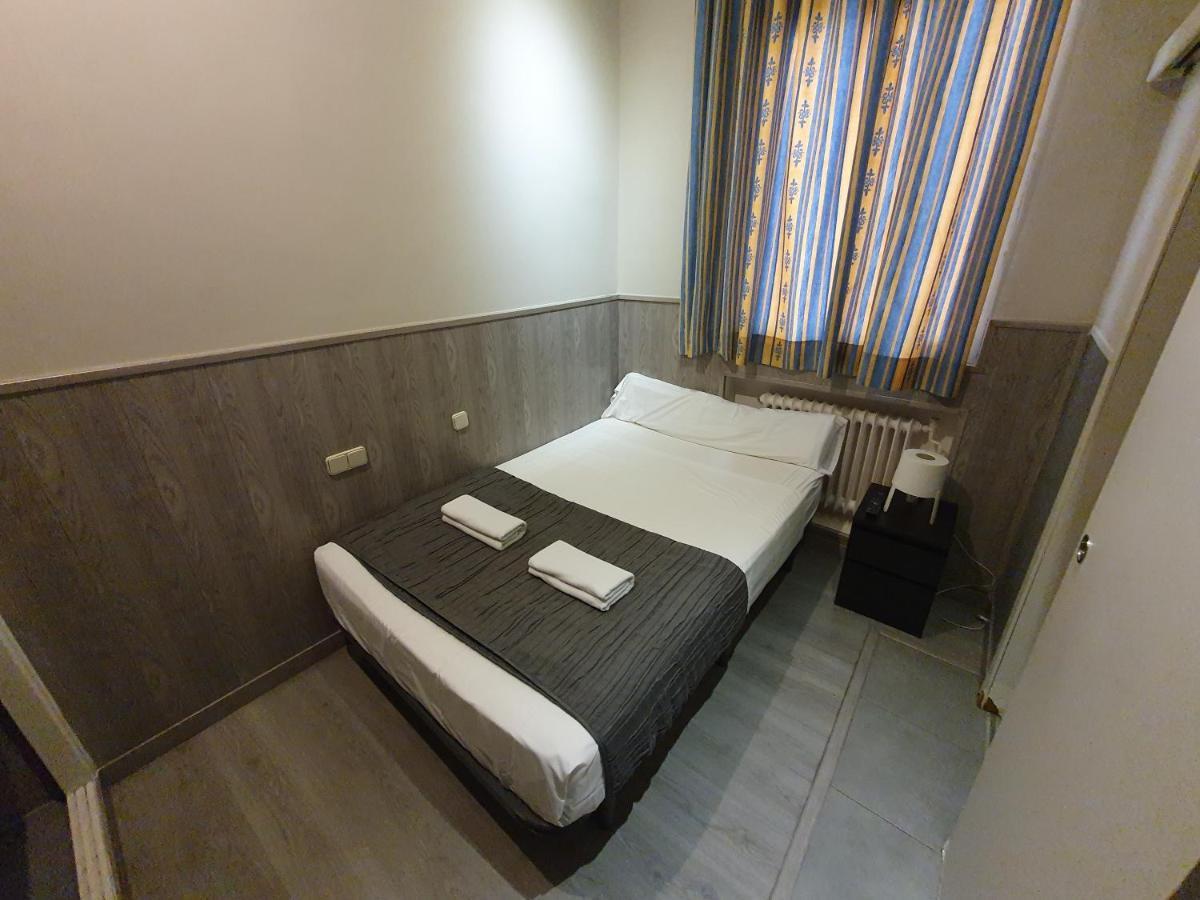 Ch Plaza D'Ort Rooms IV Madryt Zewnętrze zdjęcie