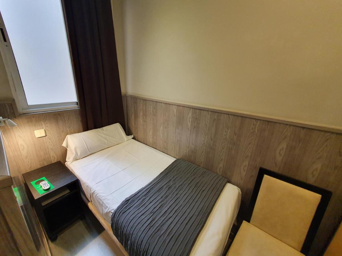 Ch Plaza D'Ort Rooms IV Madryt Zewnętrze zdjęcie
