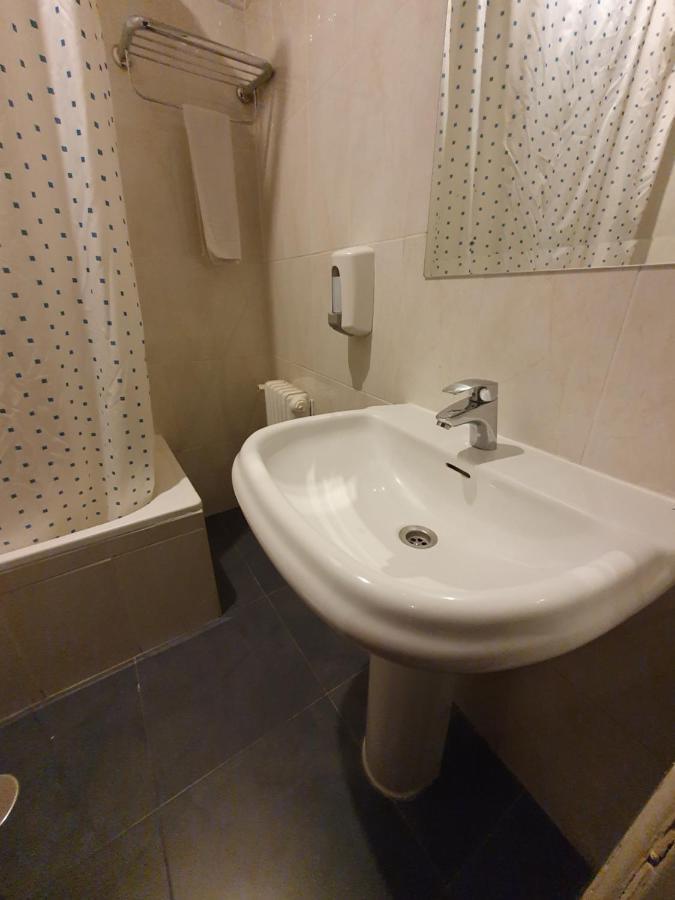 Ch Plaza D'Ort Rooms IV Madryt Zewnętrze zdjęcie
